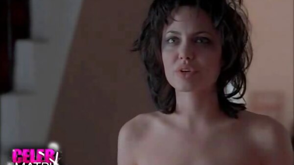 وقتی فرشته کامینگز یک فیلم سکسی با دوبله فارسی خروس ضخیم خوب می بیند دریغ نمی کند